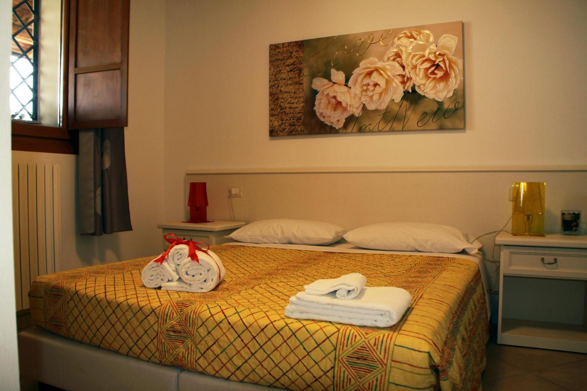 Agriturismo Nonna Bettina Moniga del Garda Rom bilde