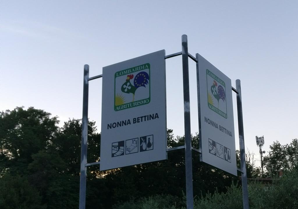 Agriturismo Nonna Bettina Moniga del Garda Eksteriør bilde